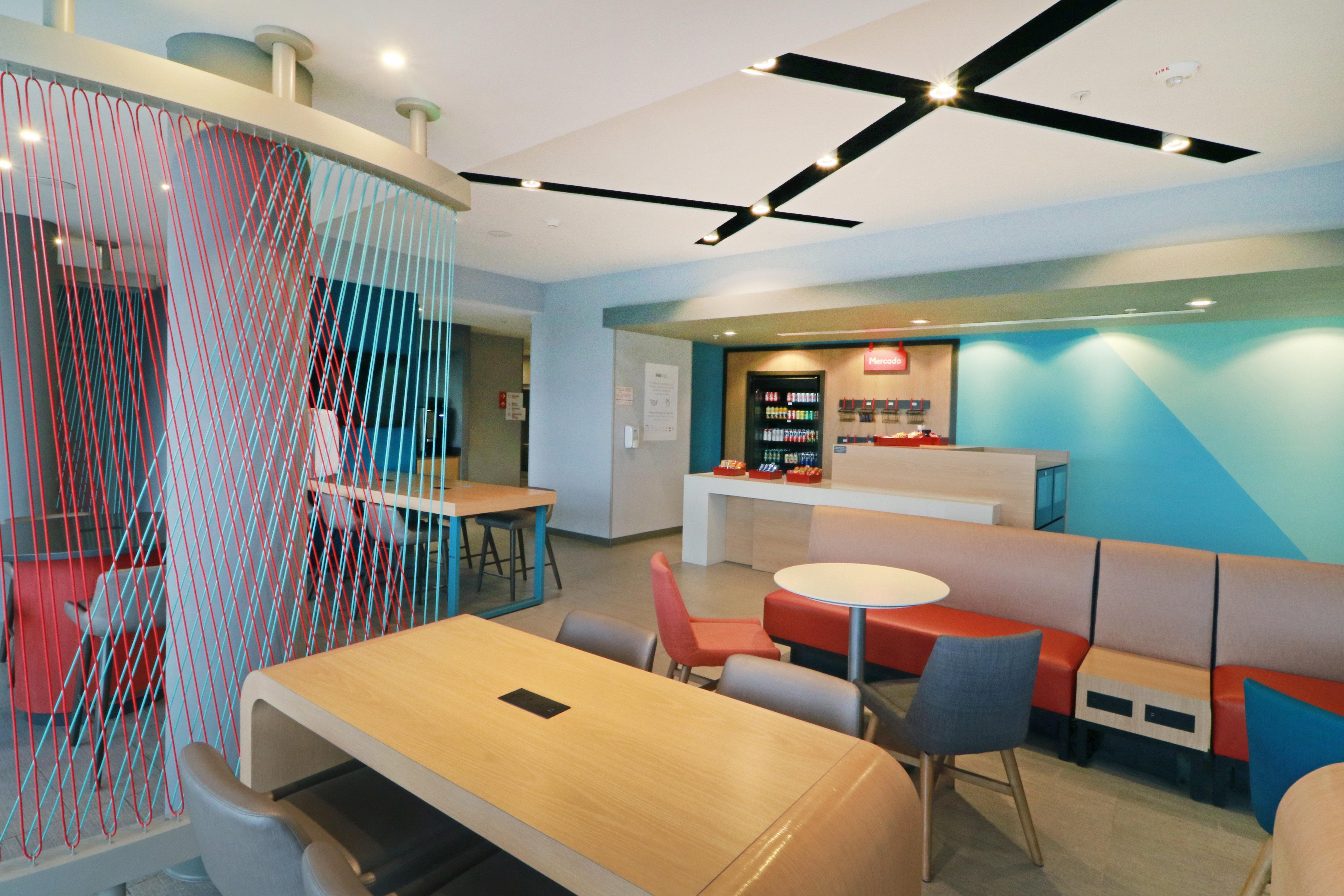 Avid Hotel - Fresnillo By Ihg Fresnillo de González Echeverría المظهر الخارجي الصورة